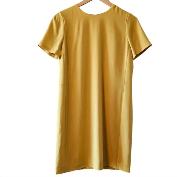 Aritzia Babaton Patricio Japanese Matte Crepe Mini Short Sleeve A-line Dress 6. - Picture 4 of 13